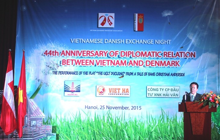 Soirée d’échanges Vietnam-Danemark - ảnh 1